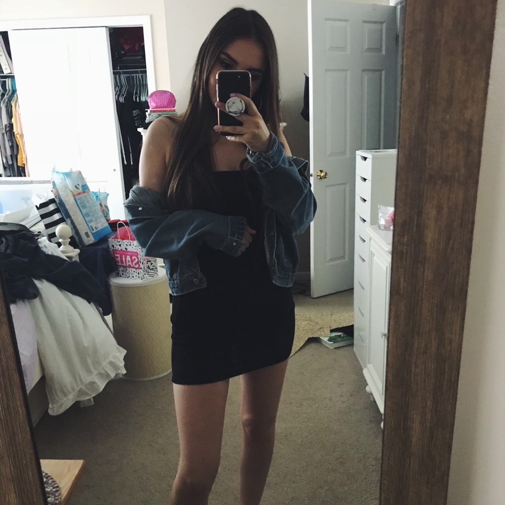 💕2 for $15💕 black bodycon strapless dress